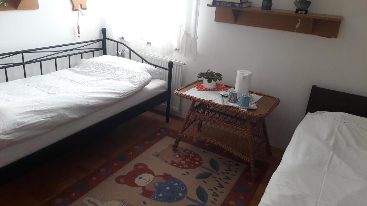 B&B Cerne Polhov Gradec Εξωτερικό φωτογραφία