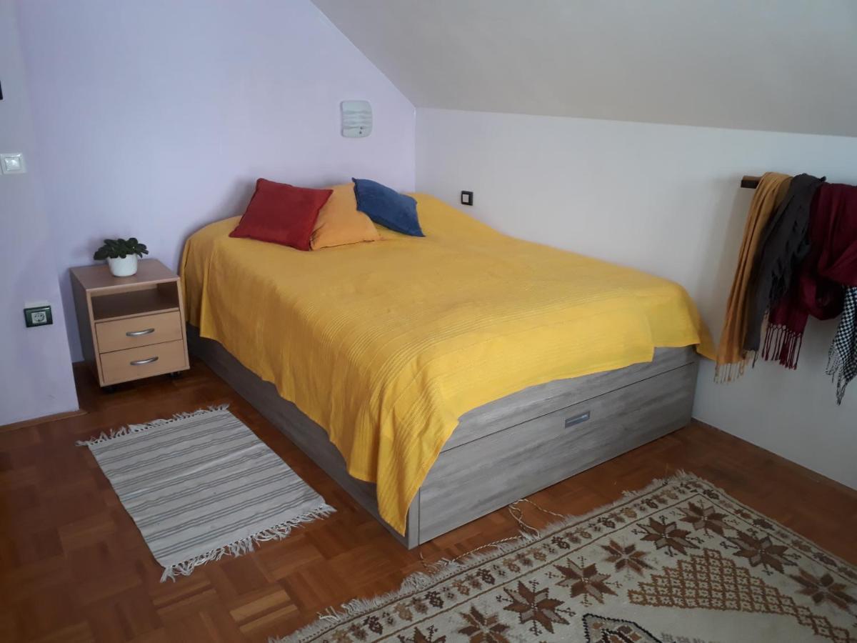 B&B Cerne Polhov Gradec Εξωτερικό φωτογραφία