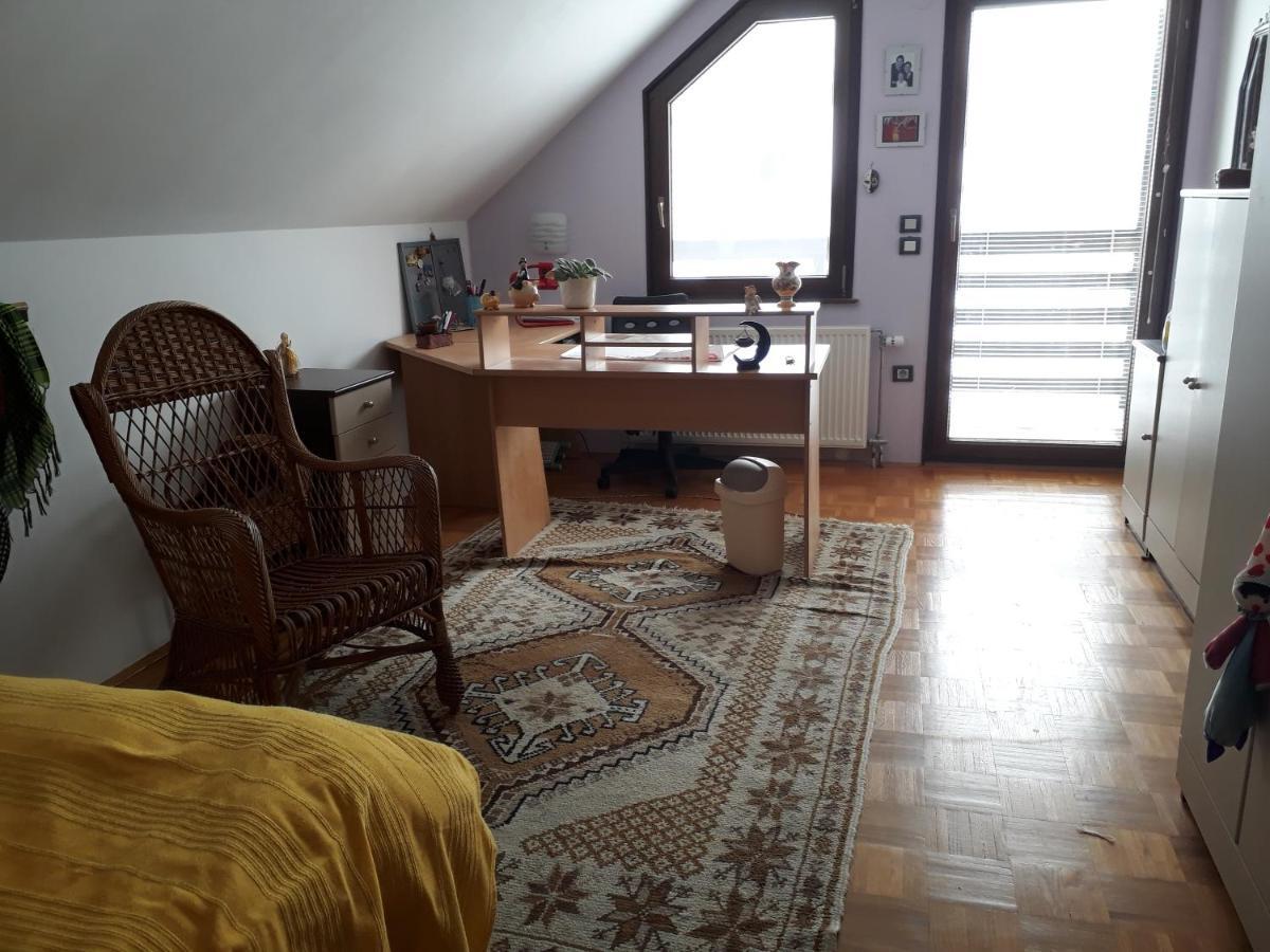 B&B Cerne Polhov Gradec Εξωτερικό φωτογραφία