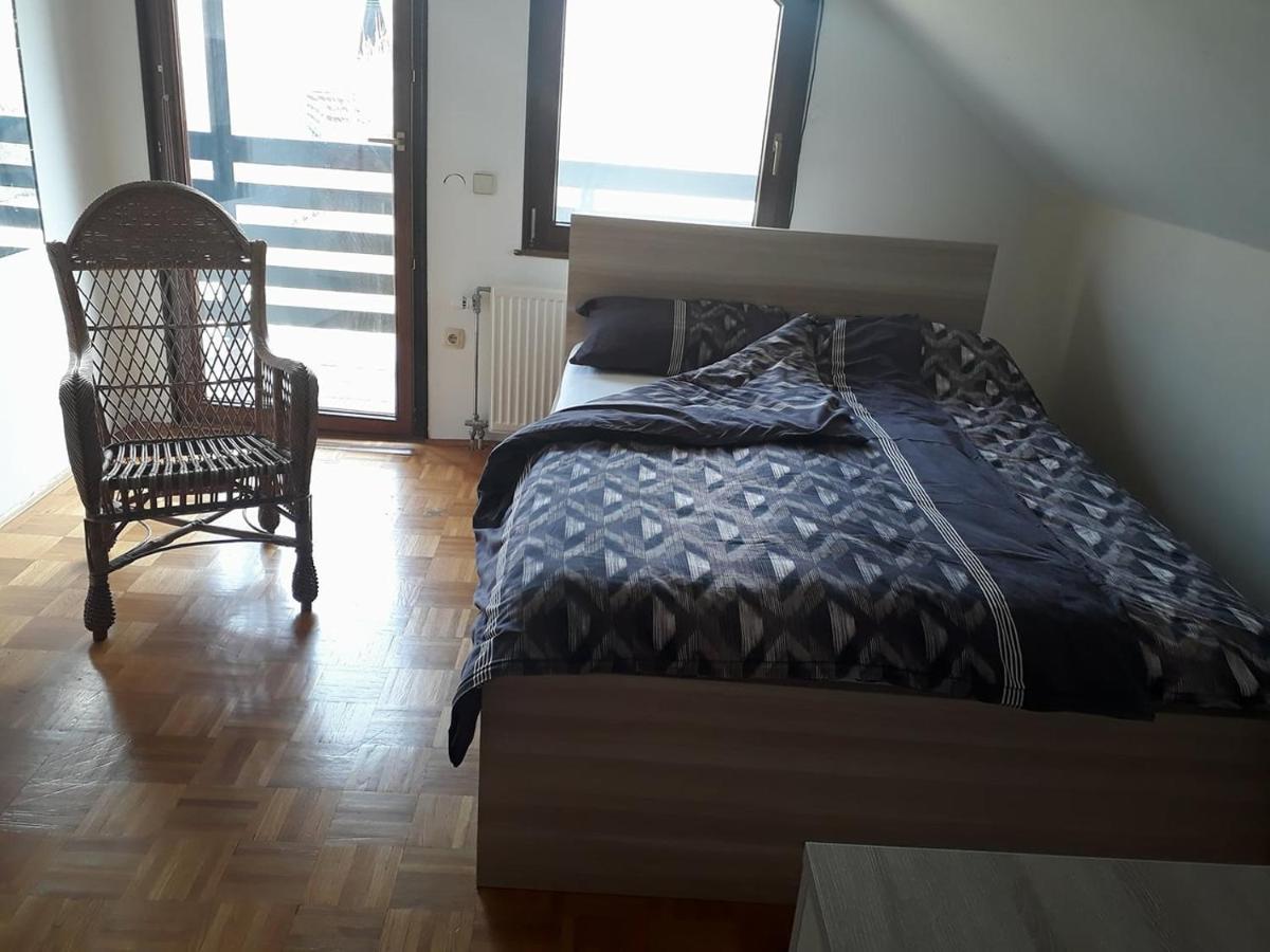 B&B Cerne Polhov Gradec Εξωτερικό φωτογραφία